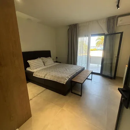 Five Shades Of Blue Apartman